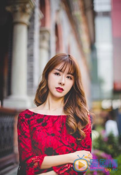 何文意街拍写真 何文意高清写真_何文意高清剧照