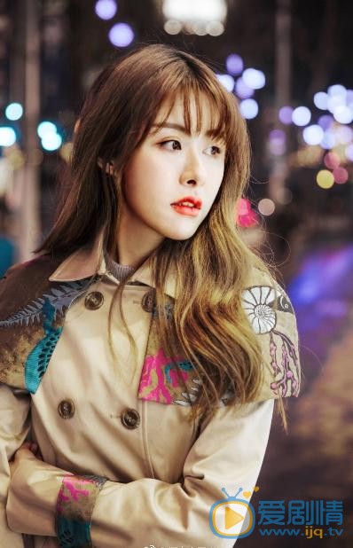 何文意街拍写真 何文意高清写真_何文意高清剧照