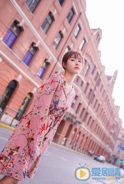 何文意街拍写真 何文意高清写真_何文意高清剧照