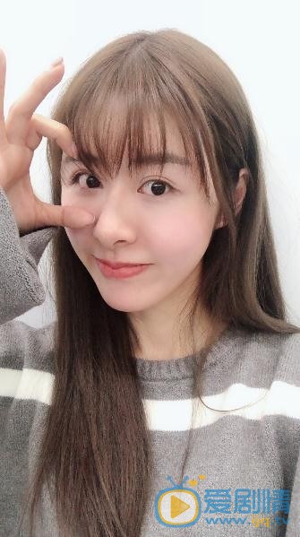 何文意生活照 何文意高清写真_何文意高清剧照