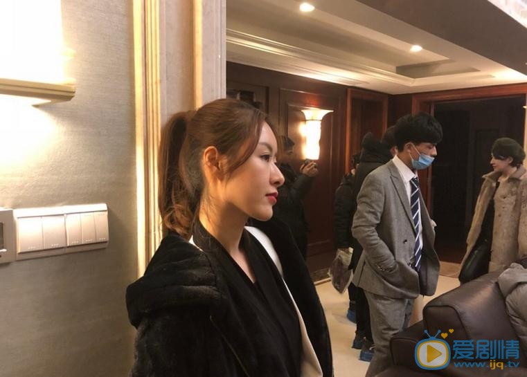 何文意片场照 何文意高清写真_何文意高清剧照