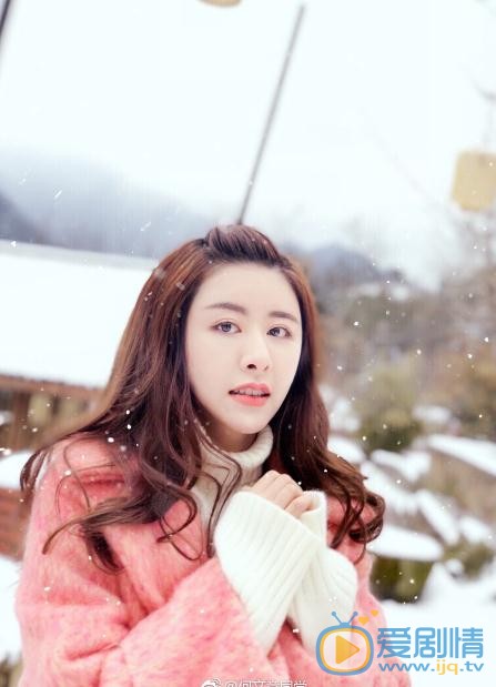 何文意街拍写真 何文意高清写真_何文意高清剧照