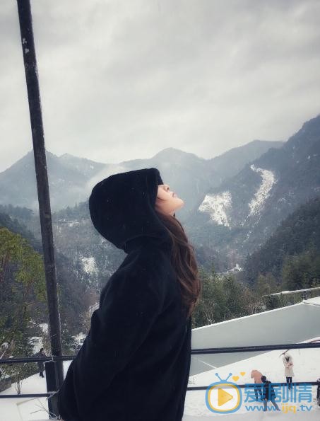 何文意街拍写真 何文意高清写真_何文意高清剧照