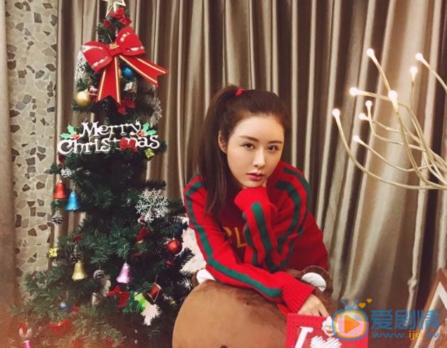 何文意生活照 何文意高清写真_何文意高清剧照