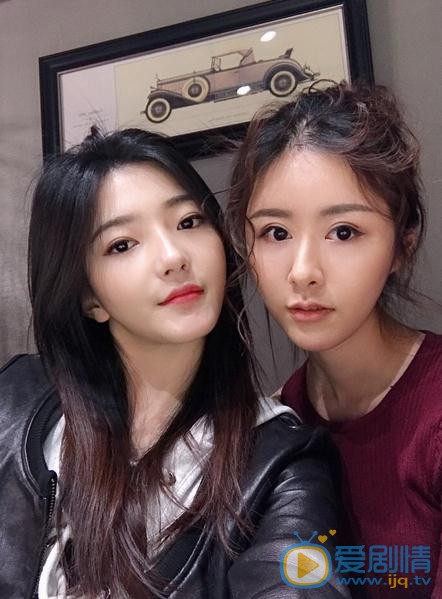 何文意与人合照 何文意高清写真_何文意高清剧照