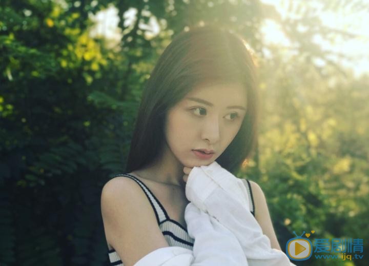 何文意气质写真 何文意高清写真_何文意高清剧照