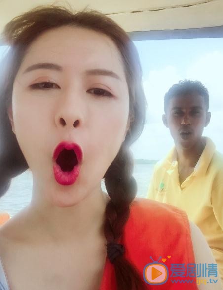 何文意旅游照 何文意高清写真_何文意高清剧照