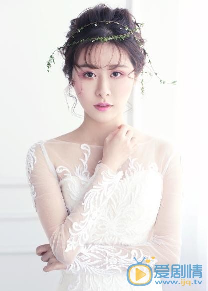 何文意婚纱写真 何文意高清写真_何文意高清剧照