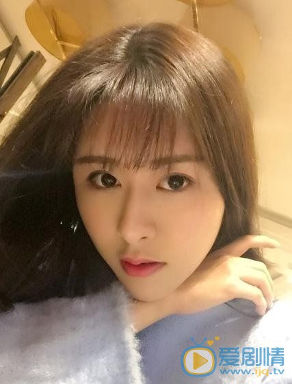何文意生活照 何文意高清写真_何文意高清剧照