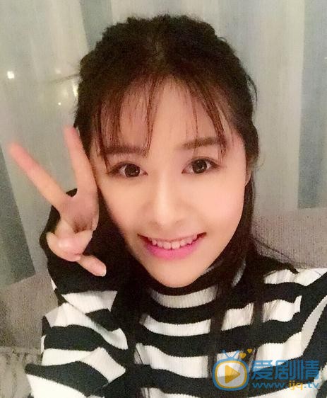 何文意生活照 何文意高清写真_何文意高清剧照