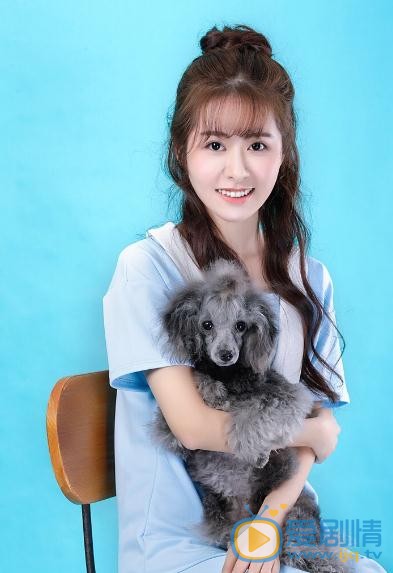 何文意写真 何文意高清写真_何文意高清剧照
