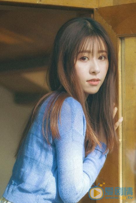 何文意气质写真 何文意高清写真_何文意高清剧照