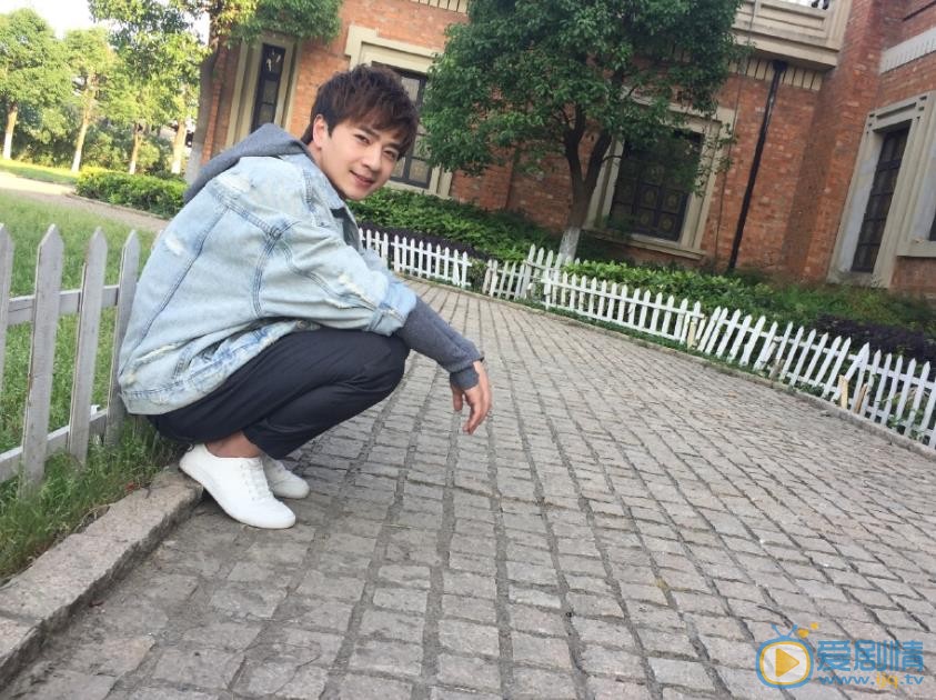 孟子荻旅行大片 孟子荻高清写真_孟子荻高清剧照