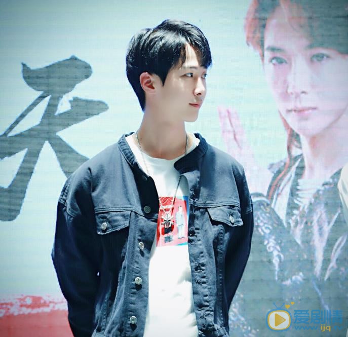 刘育同活动照 刘育同高清写真_刘育同高清剧照