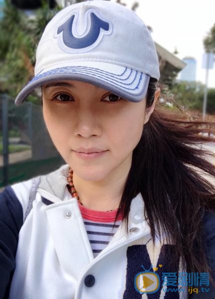颜丙燕生活照 颜丙燕高清写真_颜丙燕高清剧照