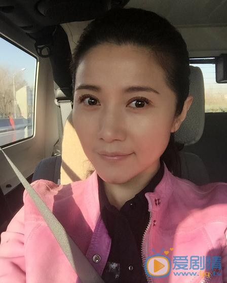 颜丙燕生活照 颜丙燕高清写真_颜丙燕高清剧照