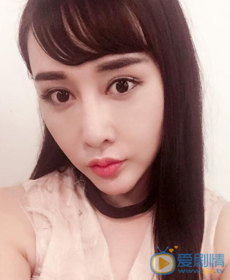 陈美行生活照 陈美行高清写真_陈美行高清剧照