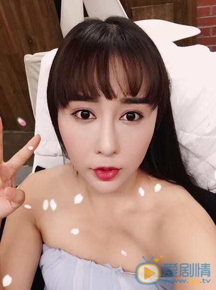 陈美行生活照 陈美行高清写真_陈美行高清剧照