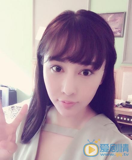 陈美行生活照 陈美行高清写真_陈美行高清剧照
