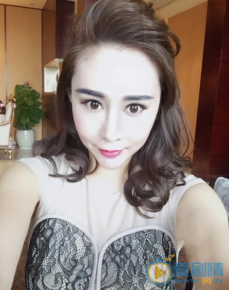 陈美行生活照 陈美行高清写真_陈美行高清剧照