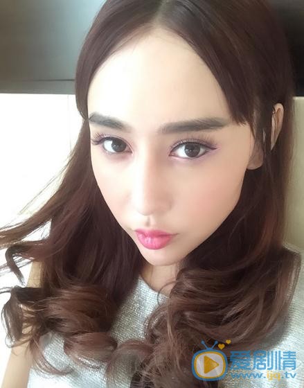 陈美行生活照 陈美行高清写真_陈美行高清剧照