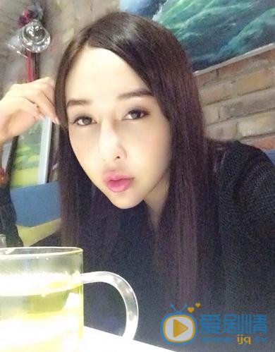 陈美行生活照 陈美行高清写真_陈美行高清剧照