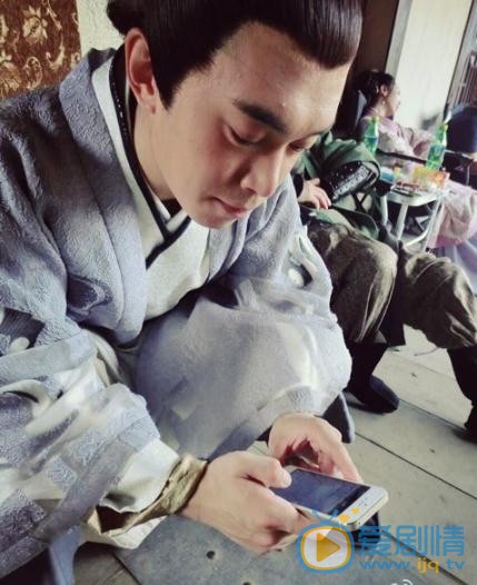 刘冠麟片场照 刘冠麟高清写真_刘冠麟高清剧照