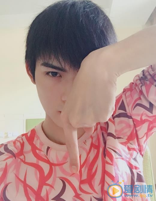 王皓轩生活照 王皓轩高清写真_王皓轩高清剧照