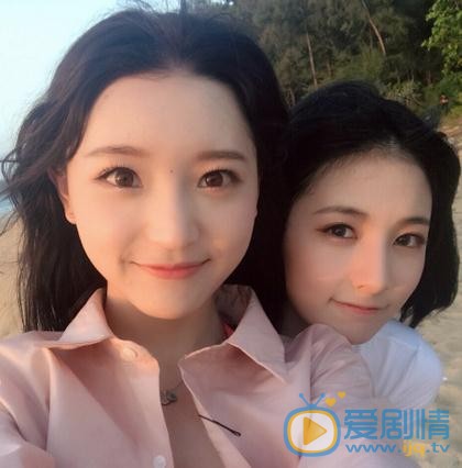谢蕾蕾与人合照 谢蕾蕾高清写真_谢蕾蕾高清剧照