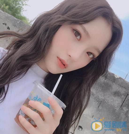 谢蕾蕾生活照 谢蕾蕾高清写真_谢蕾蕾高清剧照