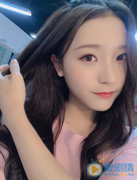 谢蕾蕾生活照 谢蕾蕾高清写真_谢蕾蕾高清剧照