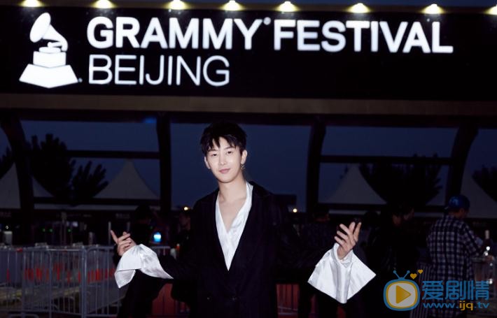 周艺轩活动照 周艺轩高清写真_周艺轩高清剧照