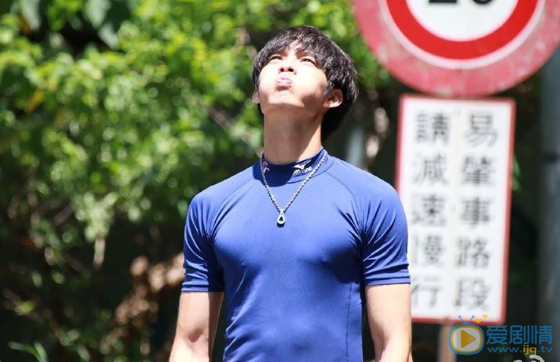 曹佑宁街拍照 曹佑宁高清写真_曹佑宁高清剧照