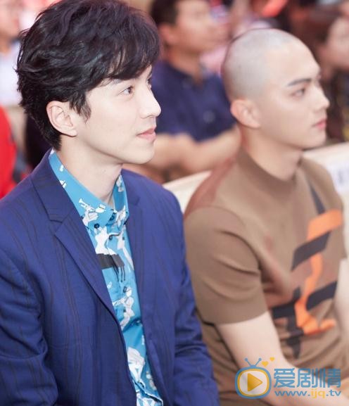 王冠逸活动照 王冠逸高清写真_王冠逸高清剧照