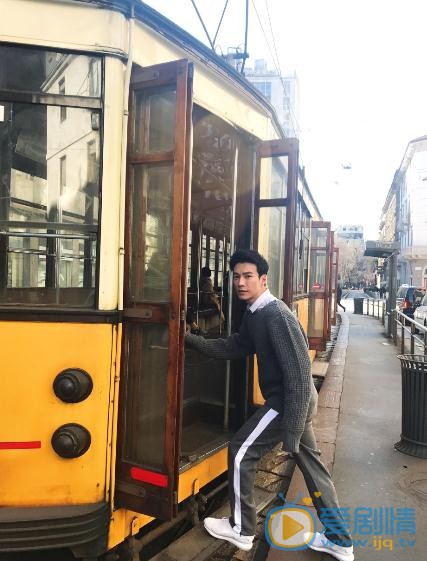 王冠逸帅气写真 王冠逸高清写真_王冠逸高清剧照