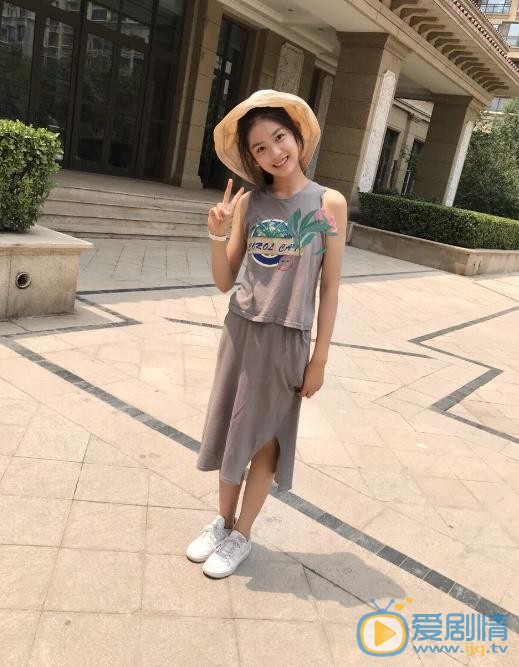 赵蕴卓旅行照 赵蕴卓高清写真_赵蕴卓高清剧照