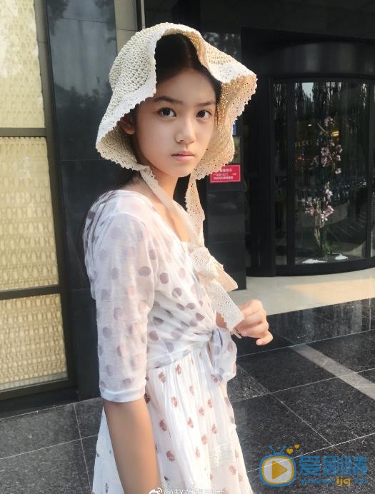 赵蕴卓旅行照 赵蕴卓高清写真_赵蕴卓高清剧照