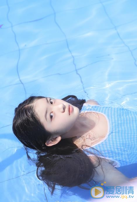 赵蕴卓唯美街拍 赵蕴卓高清写真_赵蕴卓高清剧照