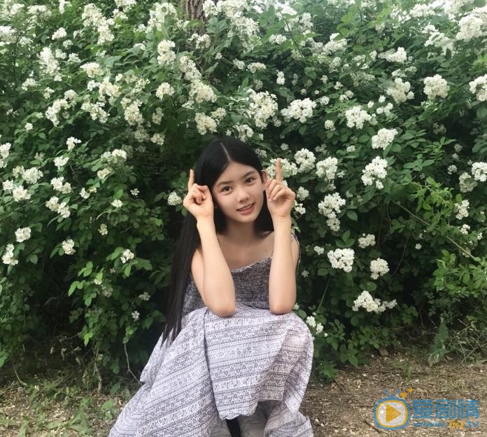 赵蕴卓唯美街拍 赵蕴卓高清写真_赵蕴卓高清剧照
