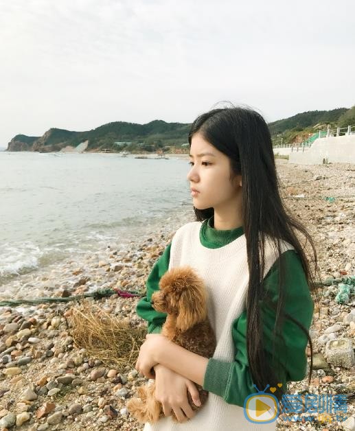 赵蕴卓旅行照 赵蕴卓高清写真_赵蕴卓高清剧照