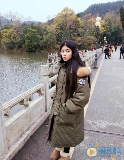 赵蕴卓旅行照 赵蕴卓高清写真_赵蕴卓高清剧照