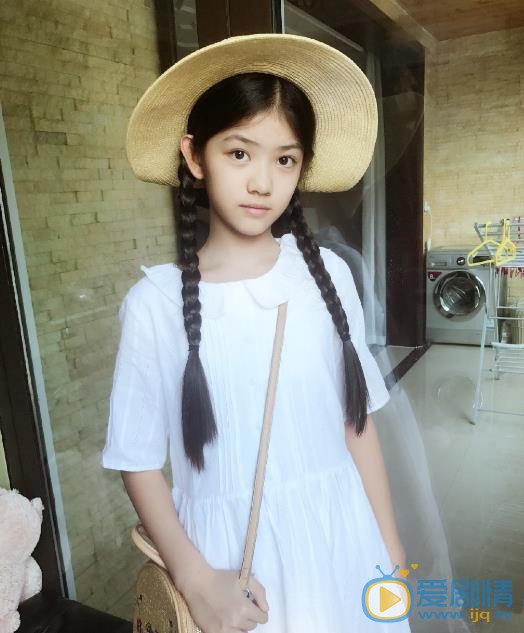 赵蕴卓校园写真 赵蕴卓高清写真_赵蕴卓高清剧照