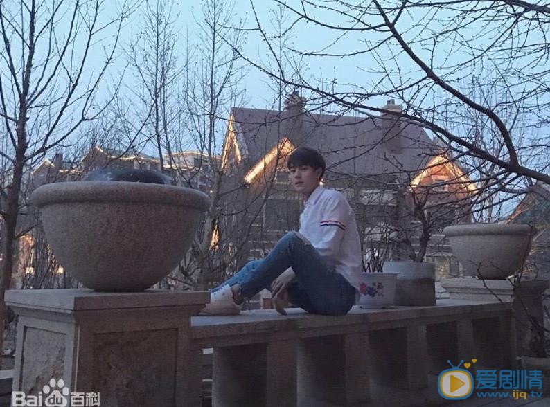 董成明旅行大片 董成明高清写真_董成明高清剧照