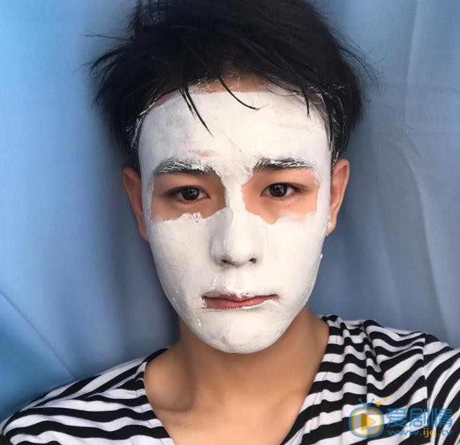 董成明生活照 董成明高清写真_董成明高清剧照