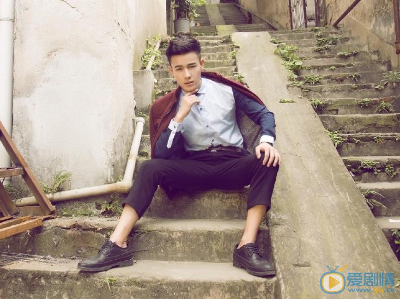 董成明时尚大片 董成明高清写真_董成明高清剧照