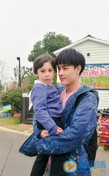董成明《陪读妈妈》剧照 董成明高清写真_董成明高清剧照
