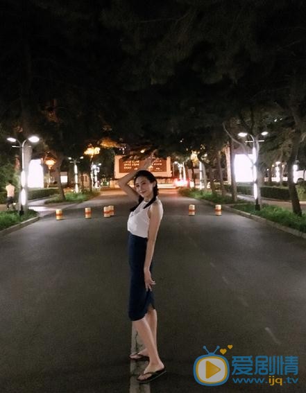 安冬生活照 安冬高清写真_安冬高清剧照