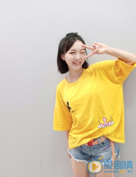 强东玥生活照 强东玥高清写真_强东玥高清剧照