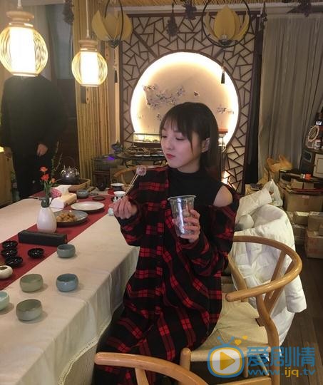 强东玥生活照 强东玥高清写真_强东玥高清剧照