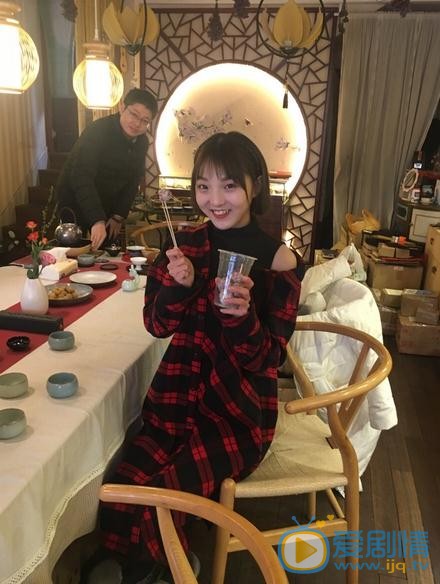 强东玥生活照 强东玥高清写真_强东玥高清剧照